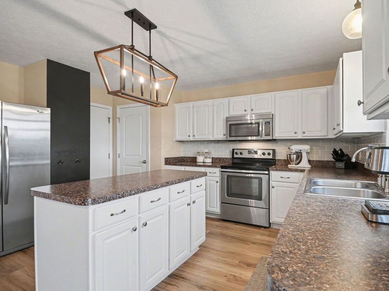 780 Brevard Circle, Pickerington, OH 43147 Photo 12