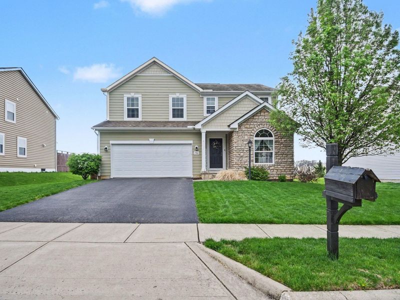 780 Brevard Circle, Pickerington, OH 43147 Photo 2