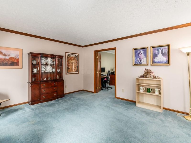 2077 Scottingham Drive, Dublin, OH 43016 Photo 11