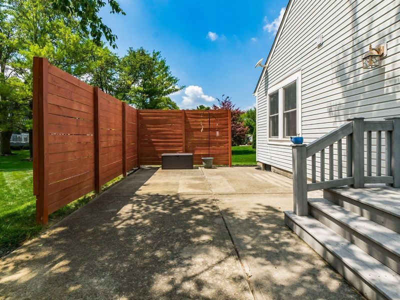 2077 Scottingham Drive, Dublin, OH 43016 Photo 25