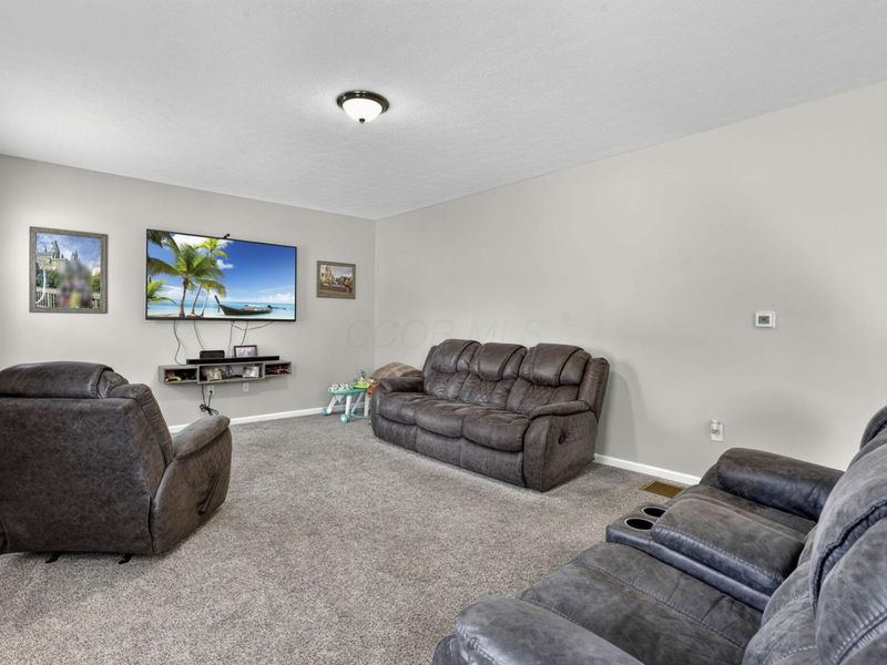 2660 Spring Grove Avenue , Lancaster, OH 43130 Photo 7