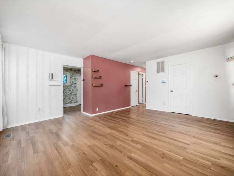 3476 Ontario Street , Columbus, OH 43224 Photo 5