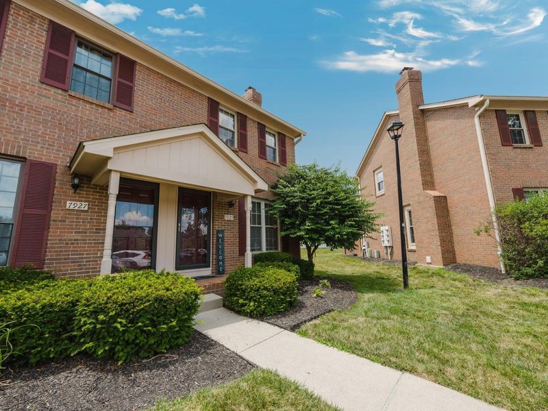 7929 Verandah Court, Unit 51, Powell, OH 43065 Photo 2
