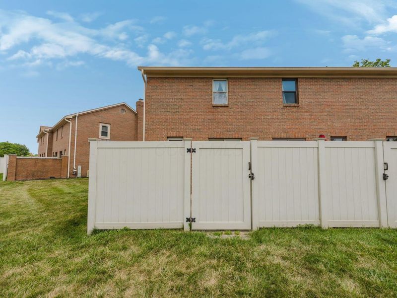 7929 Verandah Court, Unit 51, Powell, OH 43065 Photo 23