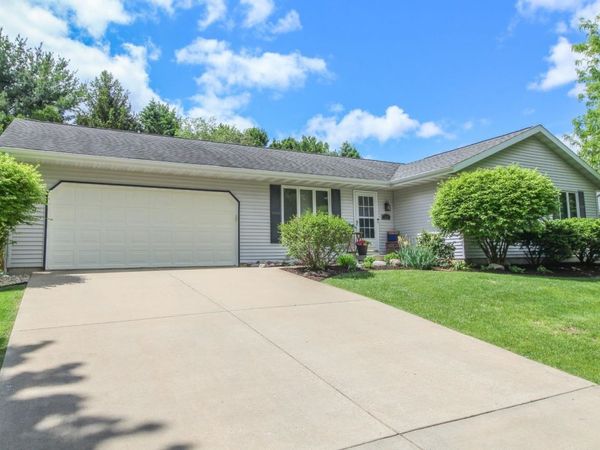 118 N High Point Road, Madison, WI 53717