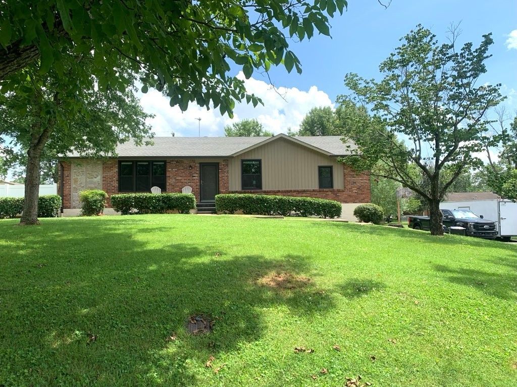 4009 Knud Dr Columbia, TN 38401