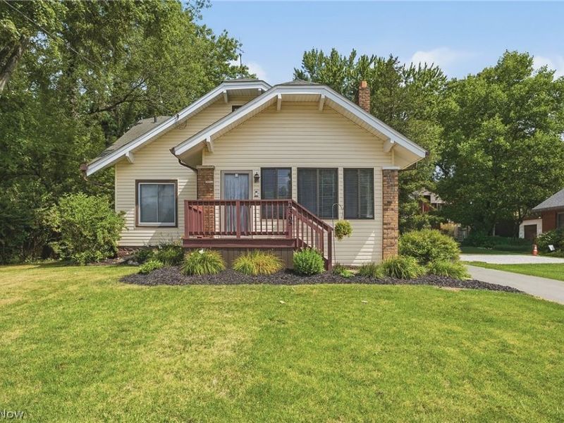 2365 Copley Road, Akron, OH 44320 Photo 1