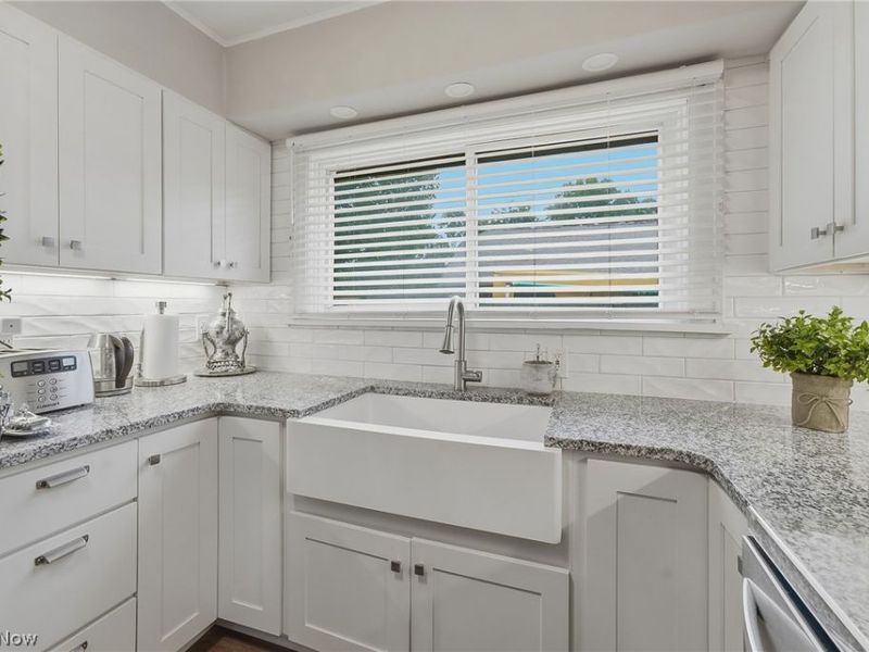 2365 Copley Road, Akron, OH 44320 Photo 18