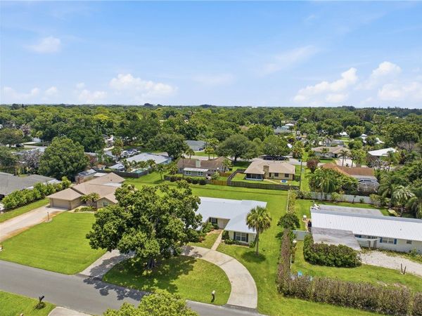 1426 34th Avenue, Vero Beach, FL 32960
