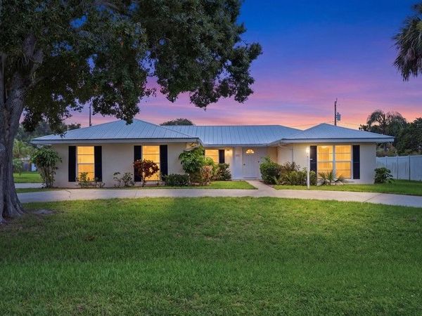 1426 34th Avenue, Vero Beach, FL 32960