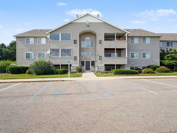 8416 N Jasonville Court SE, Caledonia, MI 49316
