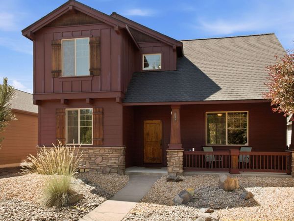 51860 Hollinshead Place, La Pine, OR 97739