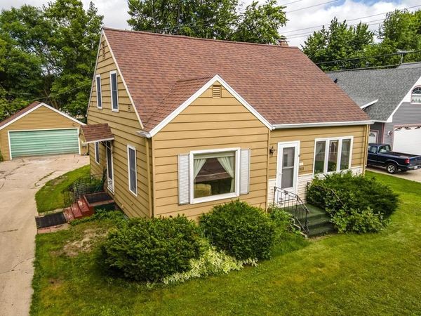 303 N PACIFIC STREET, Spencer, WI 54479