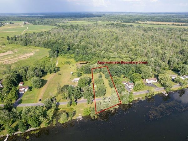 366 Oneida River Road, Pennellville, NY 13132