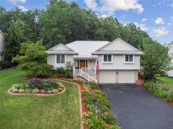 1074 Redoak Dr, Harrison City, PA 15636