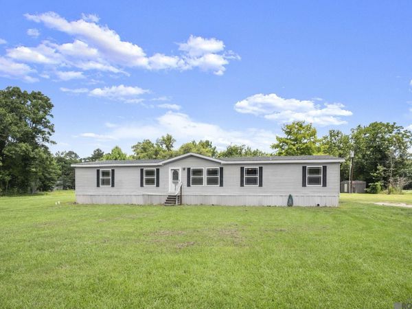 26155 Pierson Rd, Holden, LA 70744