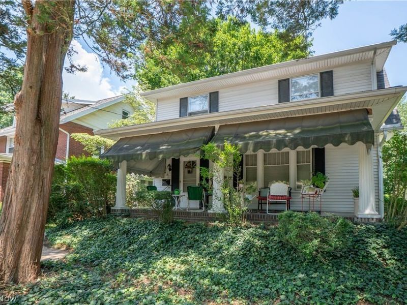 507 W Maple Street, North Canton, OH 44720 Photo 1