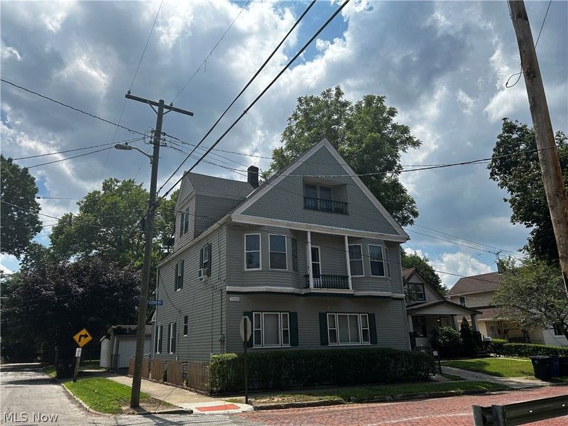 7320 Covert Avenue, Cleveland, OH 44105 Photo 8