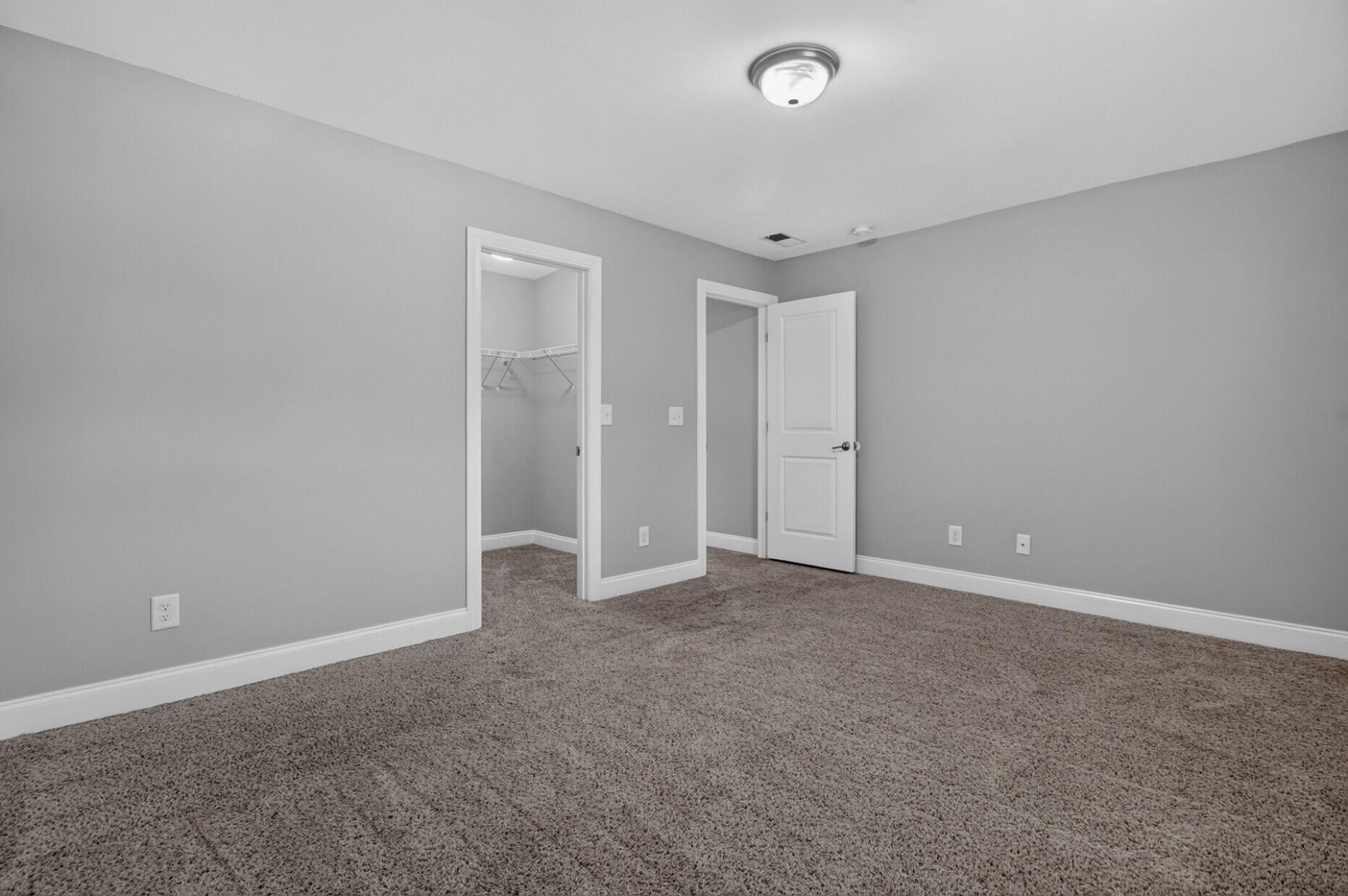 5364 Birdie Lane Photo 37