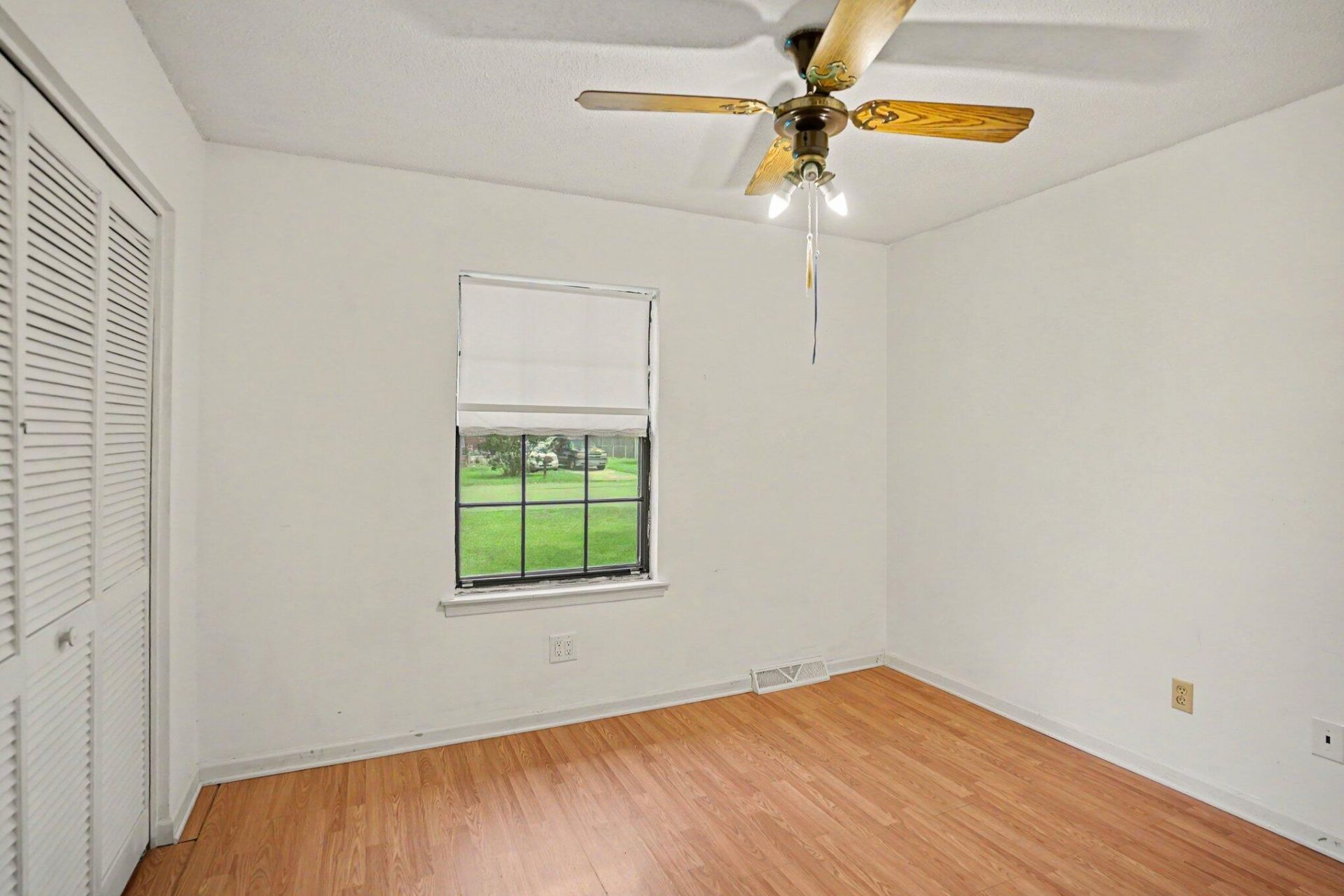 519 Longleaf Road Photo 9