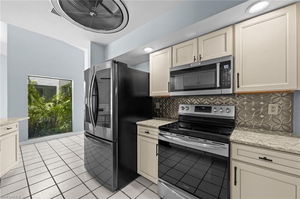 7305 Constitution Cir, Fort Myers, FL 33967 Photo