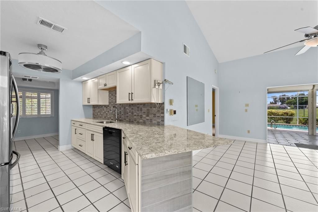 7305 Constitution Cir, Fort Myers, FL 33967 Photo