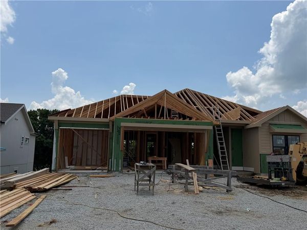 13775 NW 70th Street, Parkville, MO 64152