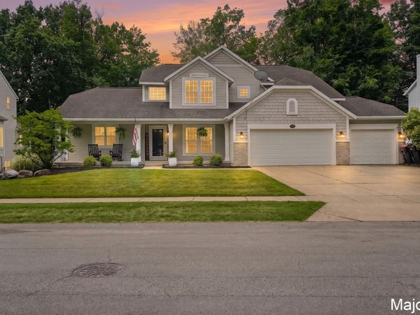 3480 Meadow Grove Drive SE, Kentwood, MI 49512