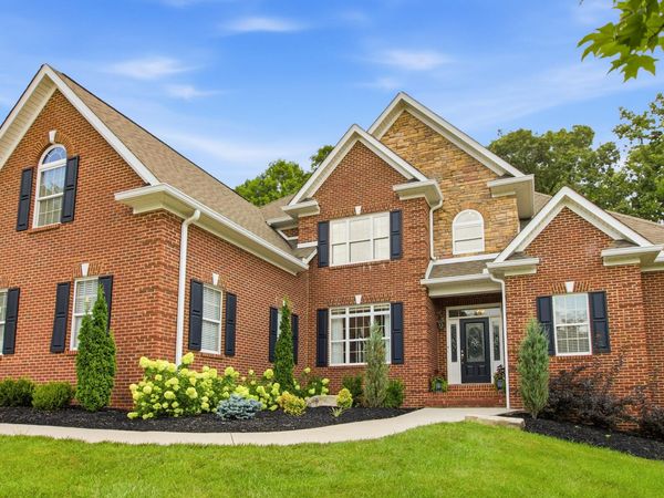 6536 Autumn Kayla Lane, Knoxville, TN 37918