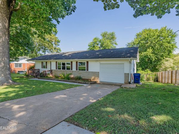 412 Woodland Drive, Clinton, TN 37716