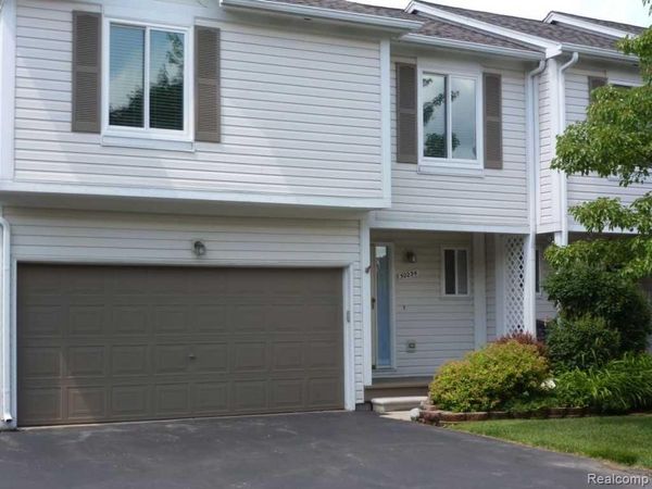 50234 Helfer Boulevard, Wixom, MI 48393