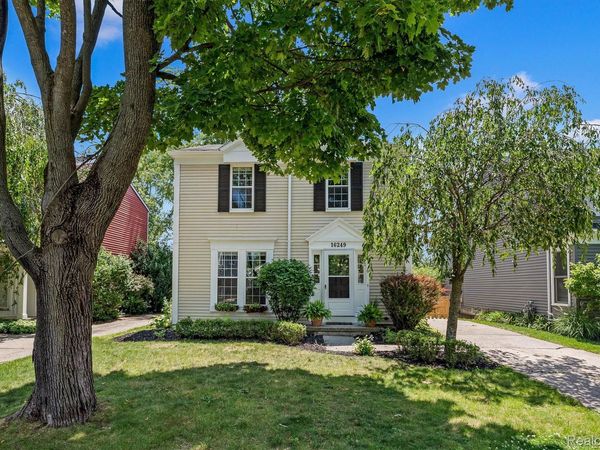 16249 Birwood Avenue, Beverly Hills Village, Mi 48025