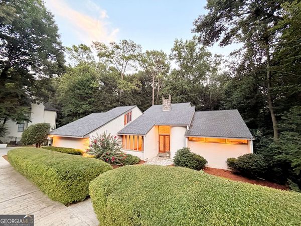320 Fauna Court, Sandy Springs, GA 30350