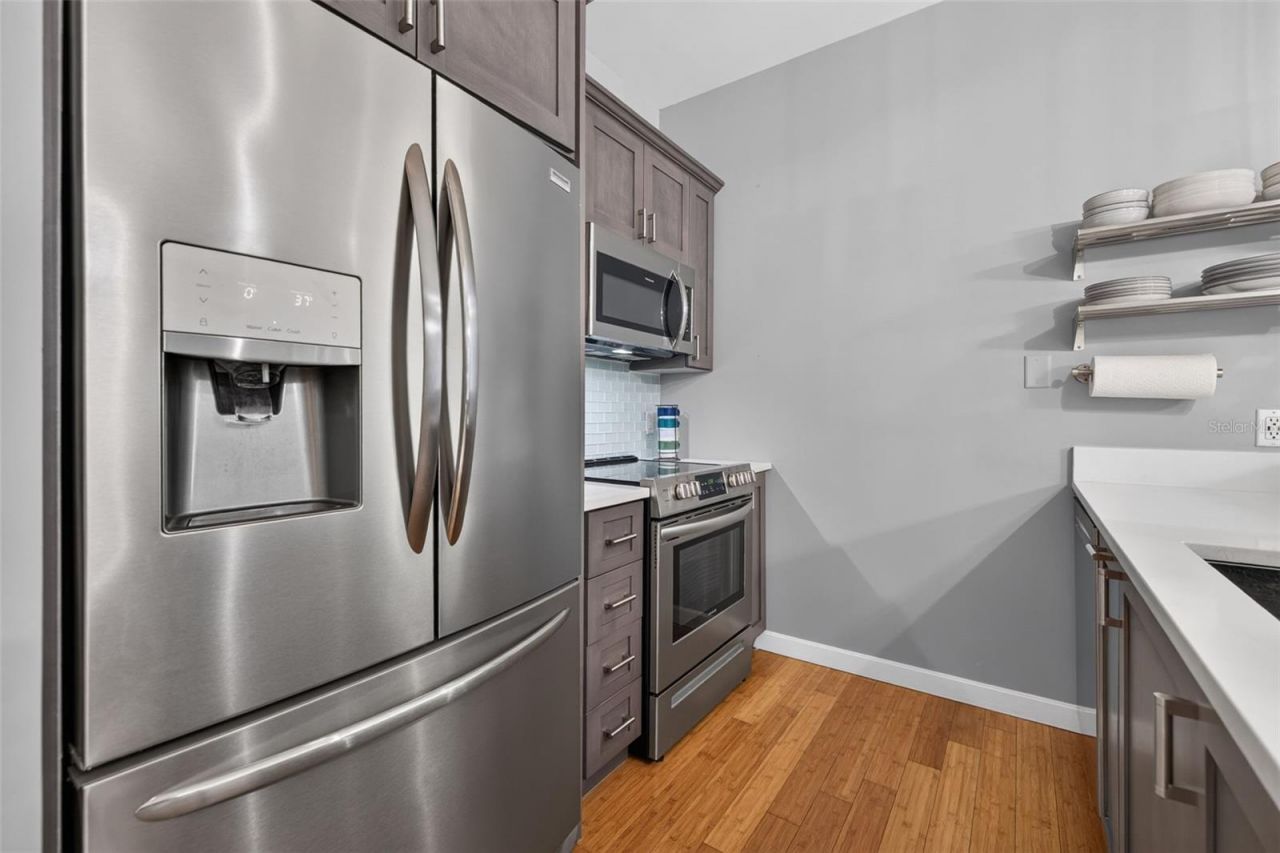 400 4th Avenue S, Unit 408, Saint Petersburg, FL 33701 Photo