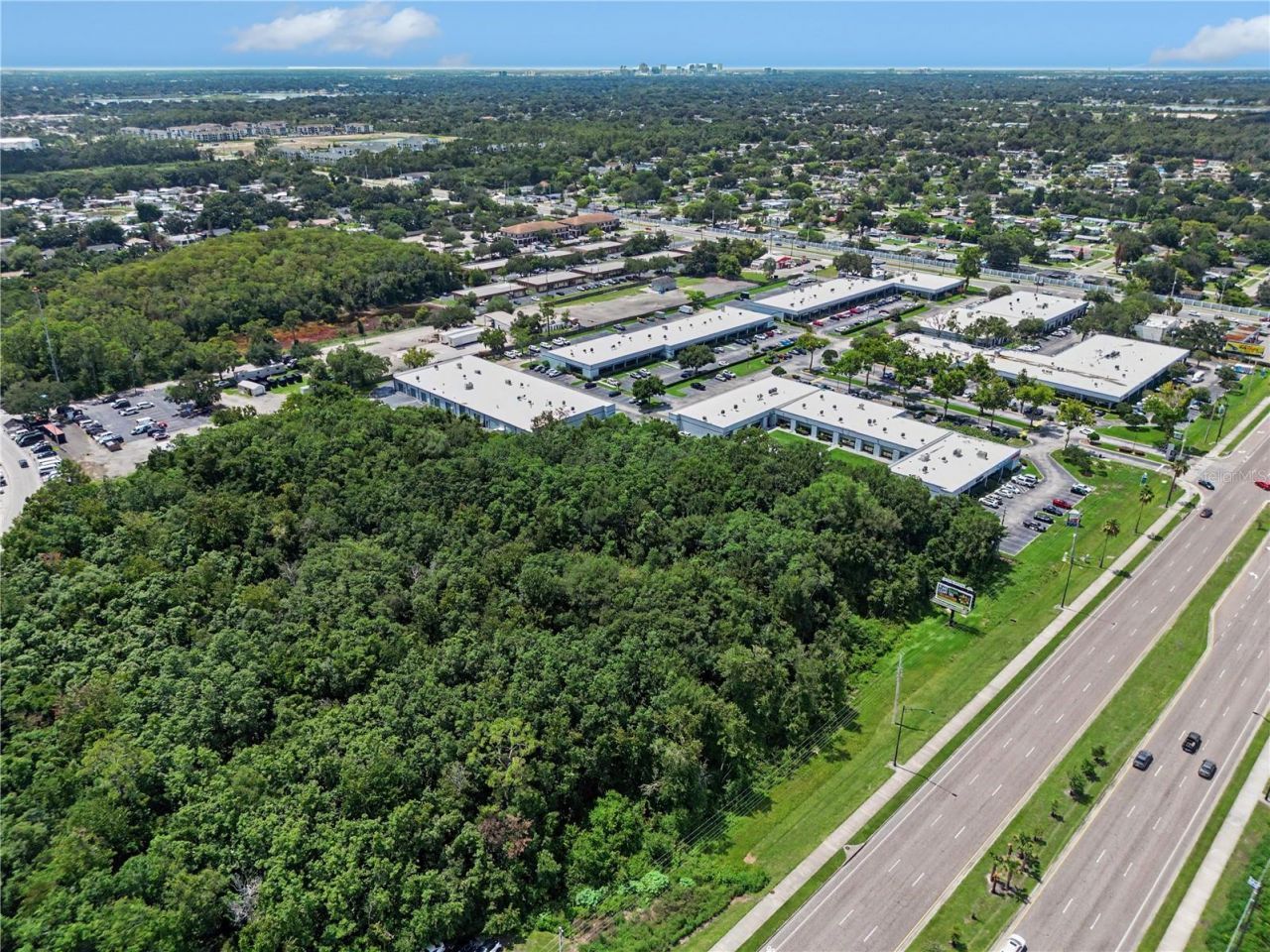 6000 S Semoran Boulevard, Orlando, FL 32822 Photo