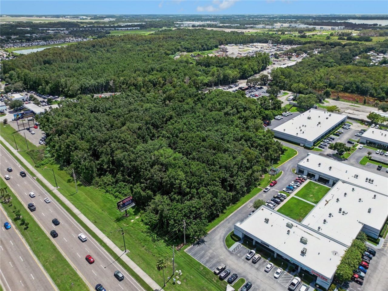 6000 S Semoran Boulevard, Orlando, FL 32822 Photo