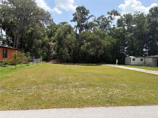 11047 SE 66TH TERRACE , BELLEVIEW, FL 34420