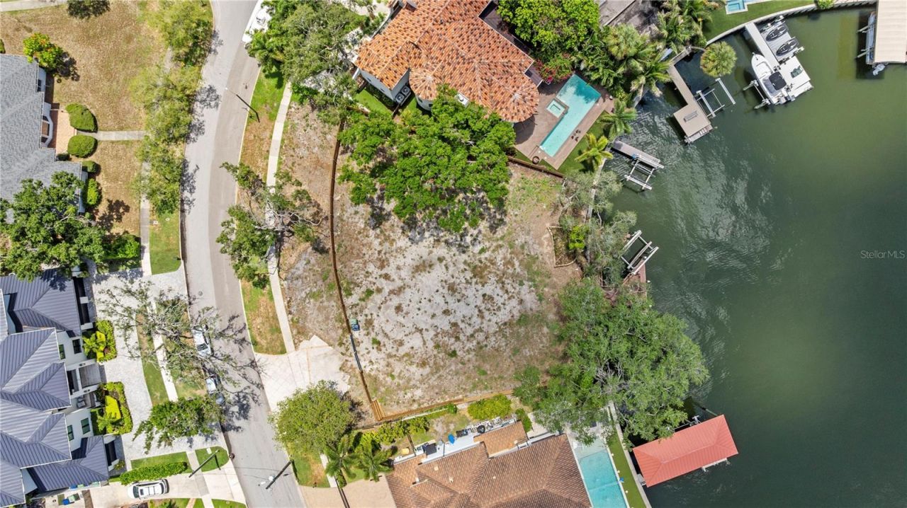 86 Bahama Circle , Tampa, FL 33606 Photo