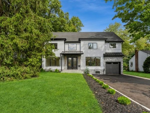 66 E Gramercy Pl, Glen Rock, NJ 07452