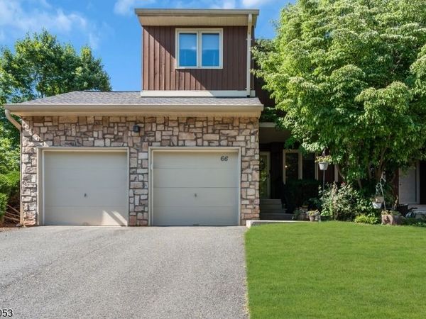 66 Bond St, Bridgewater, NJ 08807