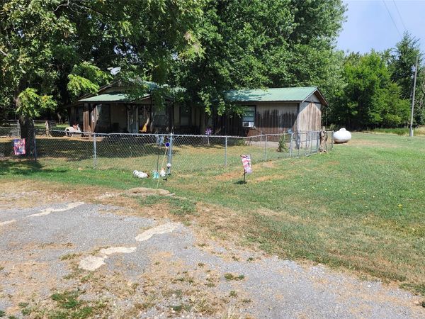4302 S 445 Road, Salina, OK 74365