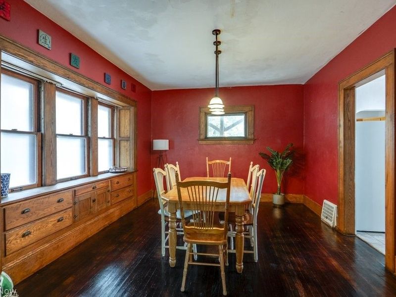 894 Elmore Avenue, Akron, OH 44302 Photo 9