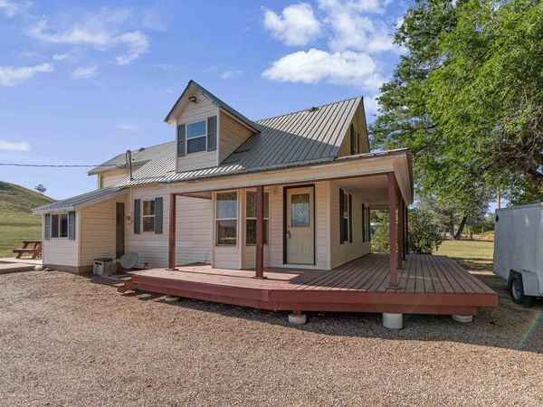 202 N 4th Street, Buffalo Gap, SD 57722