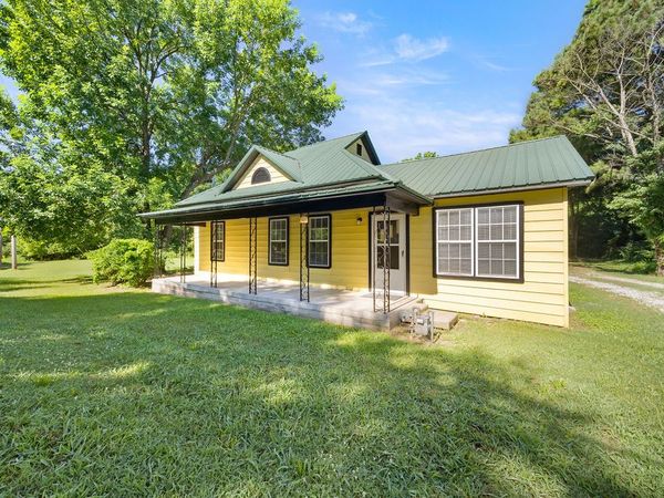 149 S Center Street, Elkins, AR 72727