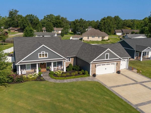 7485 CHANDLER Drive, Marion, IL 62959