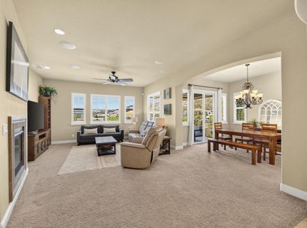 691 Lefevre Dr, Folsom, CA 95630 Photo