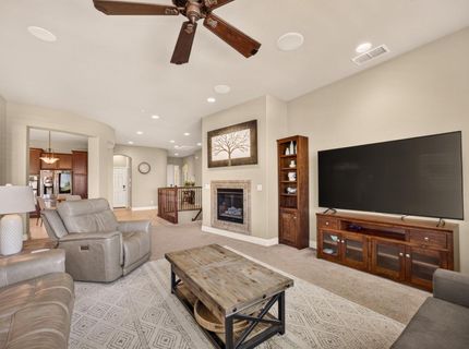 691 Lefevre Dr, Folsom, CA 95630 Photo