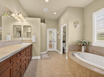 691 Lefevre Dr, Folsom, CA 95630 Photo
