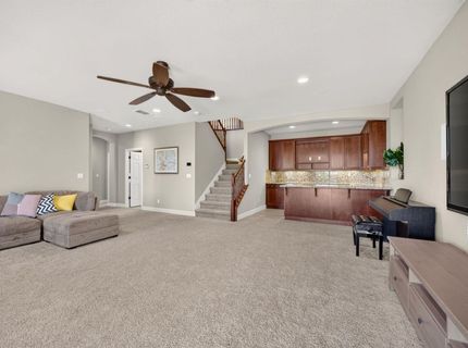 691 Lefevre Dr, Folsom, CA 95630 Photo