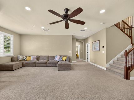 691 Lefevre Dr, Folsom, CA 95630 Photo